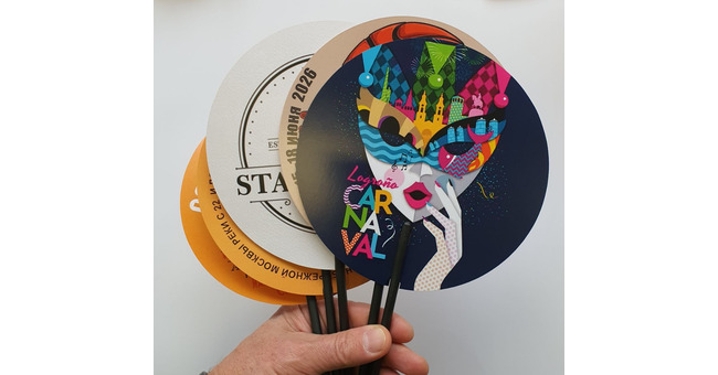 Держатель для ручек металл